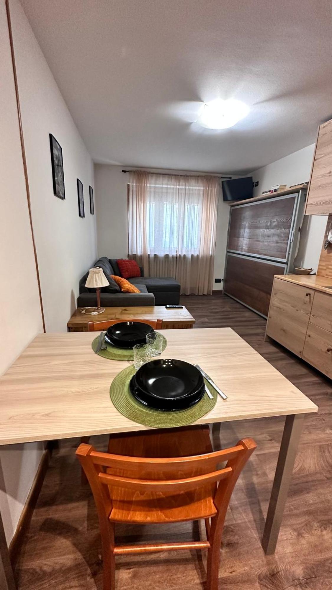 Bianca's Apartment *